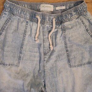 REgeneration Celebrity Pink Jasmine Light Wash Denim Jogger Jeans